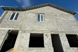 Продается Дом, 5 Kомнатная, Тбилиси, Мухиани