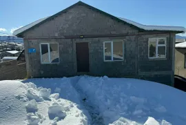 Продается Дом, 5 Kомнатная, Тбилиси, Мухиани