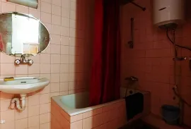 Apartment for sale, 4 Room, Old building, Tbilisi, saburtalo