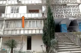 Apartment for sale, 4 Room, Old building, Tbilisi, saburtalo