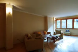 Apartment for sale, 4 Room, Old building, Tbilisi, saburtalo