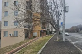 ქირავდება, უნივერსალური კომერციული  ფართი, ვარკეთილი