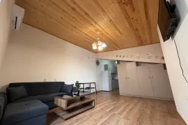 Аренда квартир посуточно, 4 Kомнатная, Новостройка, Тбилиси, Абанотубани