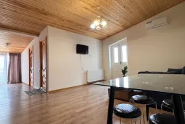 Аренда квартир посуточно, 4 Kомнатная, Новостройка, Тбилиси, Абанотубани