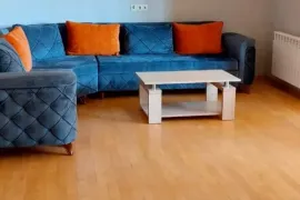 ქირავდება ბინა, 3 ოთახიანი, ძველი აშენებული, თბილისი, საბურთალო