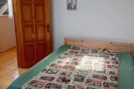 Продается Дом, 4 Kомнатная, Тбилиси, Вера