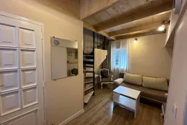 For Rent, 2 Room, Old building, Tbilisi, Chugureti