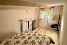 For Rent, 2 Room, Old building, Tbilisi, Chugureti