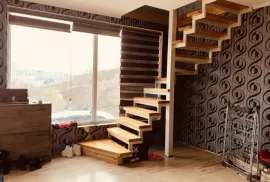 Продается Дом, 7 Kомнатная, Тбилиси, Мухиани