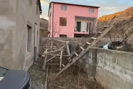 Продается Дом, 7 Kомнатная, Тбилиси, Мухиани