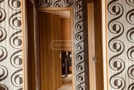 Продается Дом, 7 Kомнатная, Тбилиси, Мухиани