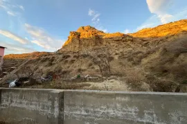 Продается Дом, 7 Kомнатная, Тбилиси, Мухиани