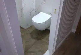 იყიდება ბინა, 1 ოთახიანი, ახალი აშენებული, ბათუმი, რუსთაველის უბანი