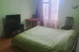 იყიდება ბინა, 4 ოთახიანი, ძველი აშენებული, თბილისი, საბურთალო