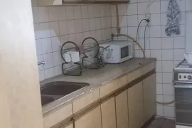 იყიდება ბინა, 4 ოთახიანი, ძველი აშენებული, თბილისი, საბურთალო