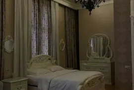 ქირავდება ბინა, 4 ოთახიანი, ძველი აშენებული, თბილისი, ჩუღურეთი