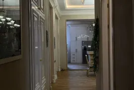 ქირავდება ბინა, 4 ოთახიანი, ძველი აშენებული, თბილისი, ჩუღურეთი