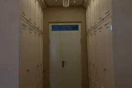 ქირავდება ბინა, 4 ოთახიანი, ძველი აშენებული, თბილისი, ჩუღურეთი