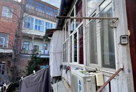 ქირავდება ბინა, 2 ოთახიანი, ძველი აშენებული, თბილისი, ვერა
