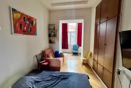 ქირავდება ბინა, 2 ოთახიანი, ძველი აშენებული, თბილისი, ვერა