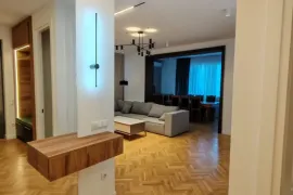 ქირავდება ბინა, 4 ოთახიანი, ძველი აშენებული, თბილისი, ვაკე