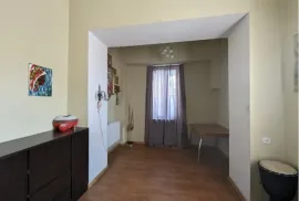 Продается квартира, 3 Kомнатная, Старое здание, Тбилиси, Навтлуги