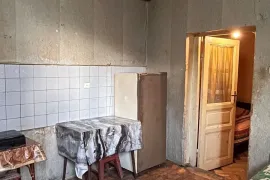 იყიდება ბინა, 4 ოთახიანი, ძველი აშენებული, თბილისი, ნაძალადევი