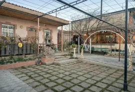 ქირავდება სახლი დღიურად, 3 ოთახიანი, თბილისი, ვარკეთილი