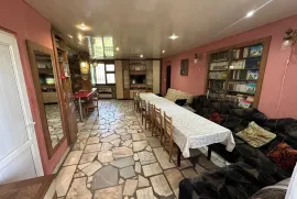 ქირავდება სახლი დღიურად, 3 ოთახიანი, თბილისი, ვარკეთილი