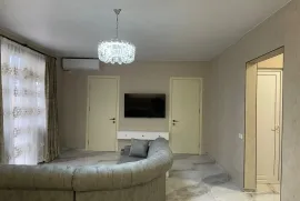 Аренда, 3 Kомнатная, Новостройка, Батуми, Район аэропорта