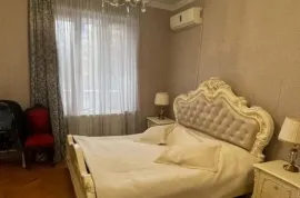 House For Sale, 7 Room, Kutaisi, Aghmashenebeli Settlement