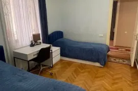 House For Sale, 7 Room, Kutaisi, Aghmashenebeli Settlement