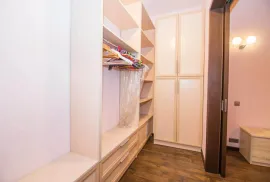 Продается квартира, 4 Kомнатная, Новостройка, Тбилиси, vake