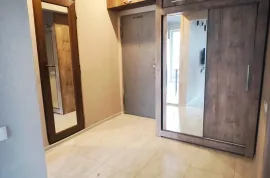 ქირავდება ბინა, 3 ოთახიანი, ძველი აშენებული, თბილისი, ნუცუბიძის ფერდობი