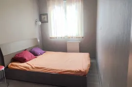 ქირავდება ბინა, 3 ოთახიანი, ძველი აშენებული, თბილისი, ნუცუბიძის ფერდობი