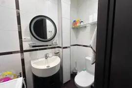 იყიდება ბინა, 4 ოთახიანი, ახალი აშენებული, თბილისი, საბურთალო