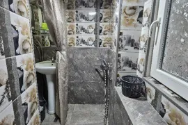 Продается квартира, 1 Kомнатная, Старое здание, Тбилиси, Чугурети