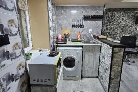 Продается квартира, 1 Kомнатная, Старое здание, Тбилиси, Чугурети