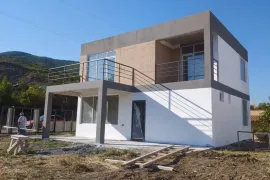 იყიდება სახლი, 5 ოთახიანი, მცხეთა, ნავაზი