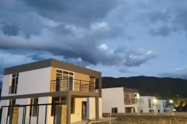 იყიდება სახლი, 5 ოთახიანი, მცხეთა, ნავაზი