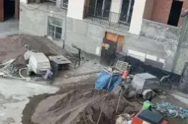 იატაკის მოჭიმვა სტიაშკის დასხმა