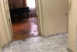 Продается квартира, 4 Kомнатная, Старое здание, Тбилиси, saburtalo