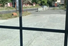 იყიდება, სავაჭრო ფართი, კორტანეთი