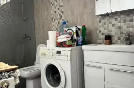 Аренда, 2 Kомнатная, Старое здание, Тбилиси, saburtalo