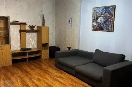 For Rent, 2 Room, Old building, Tbilisi, saburtalo