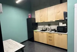 იყიდება, უნივერსალური კომერციული  ფართი, გლდანი