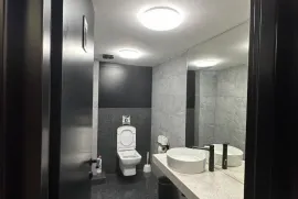 იყიდება, უნივერსალური კომერციული  ფართი, გლდანი