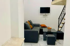 Аренда, 1 Kомнатная, Старое здание, Тбилиси, Чугурети