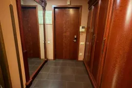 იყიდება ბინა, 4 ოთახიანი, ახალი აშენებული, თბილისი, დიღმის მასივი