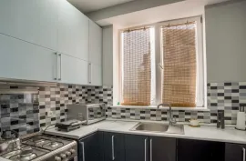 Аренда, 3 Kомнатная, Новостройка, Тбилиси, Мтацминда